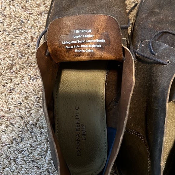 Banana Republic leather chukka boots. Size 11. Brown.